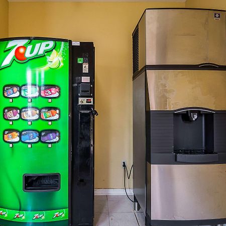 Econo Lodge Inn & Suites Bryant Dış mekan fotoğraf